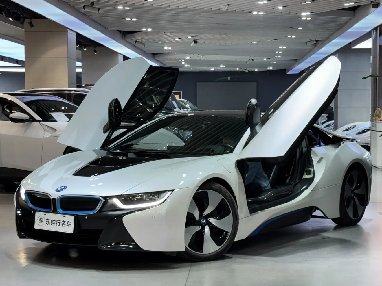 BMW i8 I Рестайлинг