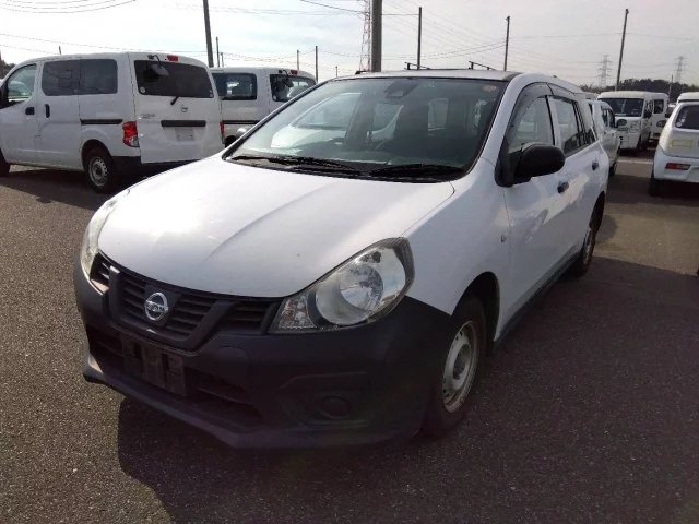 Nissan Ad Лот № 25271 2017