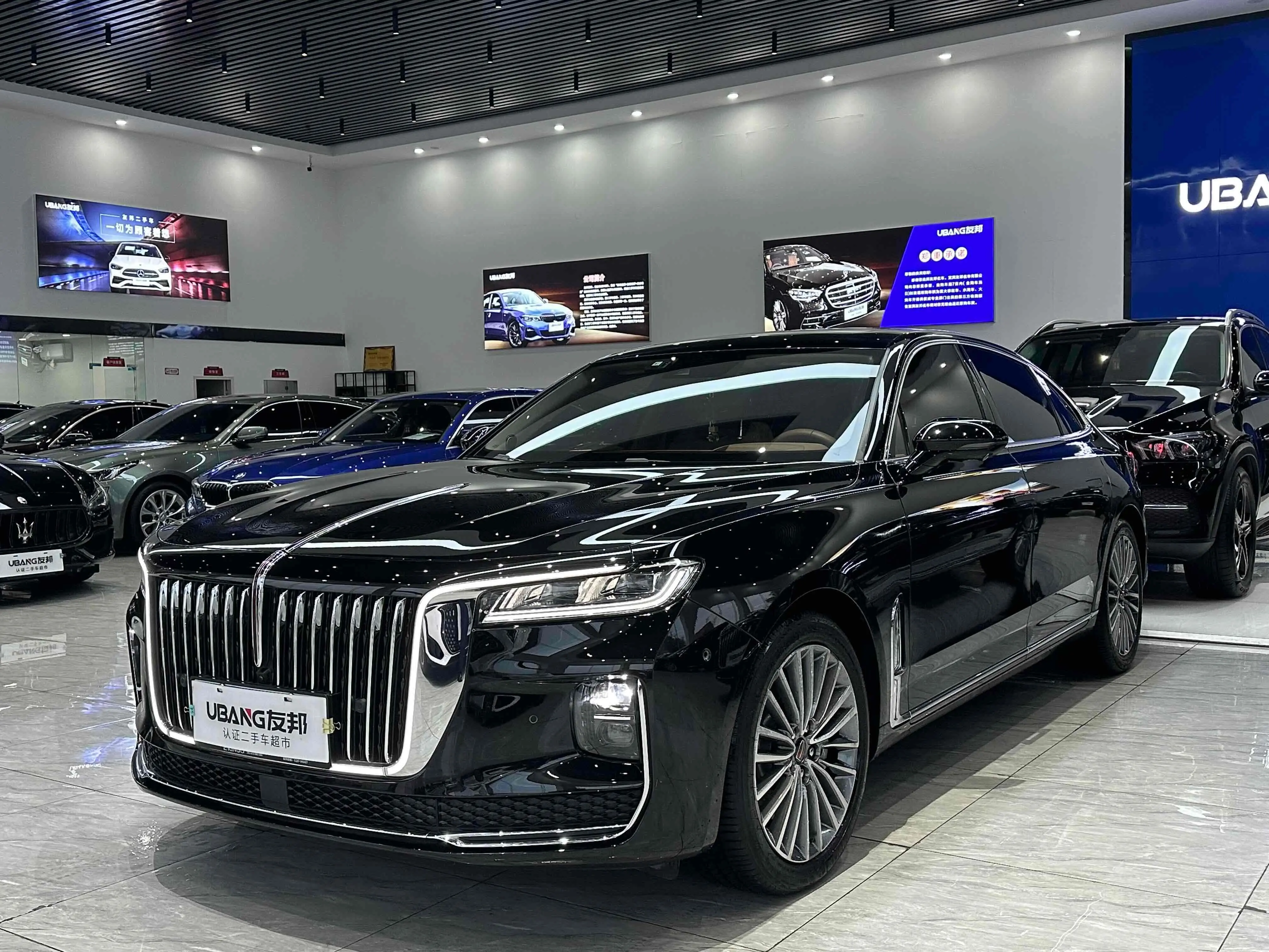 Hongqi H9 №18084320 2023