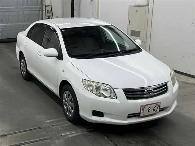 Toyota Corolla Axio Лот № 10300 2011