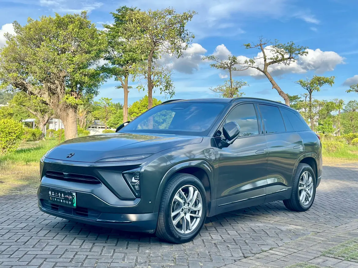 Nio EC6