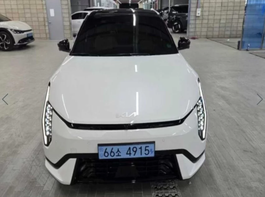 Kia EV4