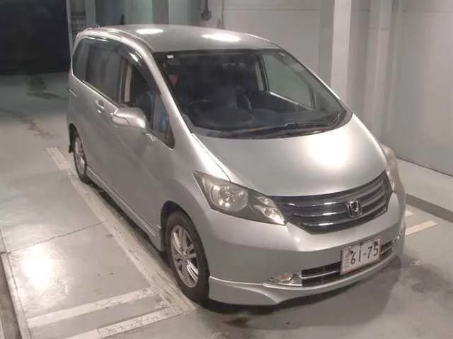 Honda Freed Лот № 2008