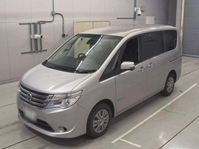 Nissan Serena IV (C26)