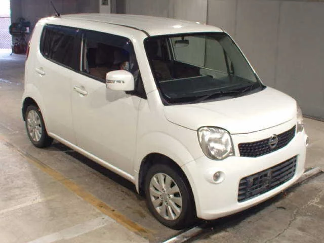 Nissan Moco Лот № 2015