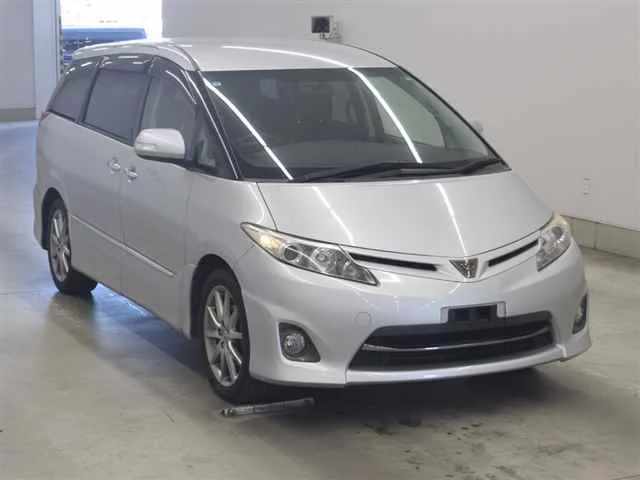 Toyota Estima Лот № 25159 2011