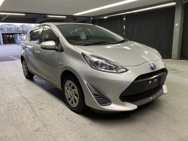 Toyota Aqua Лот № 2018