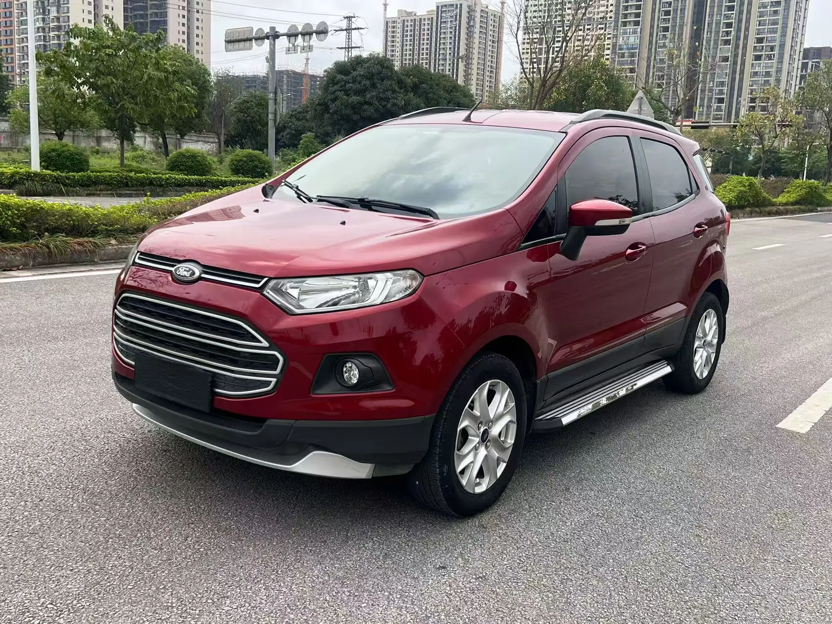 Ford Yibo №19037192 2015