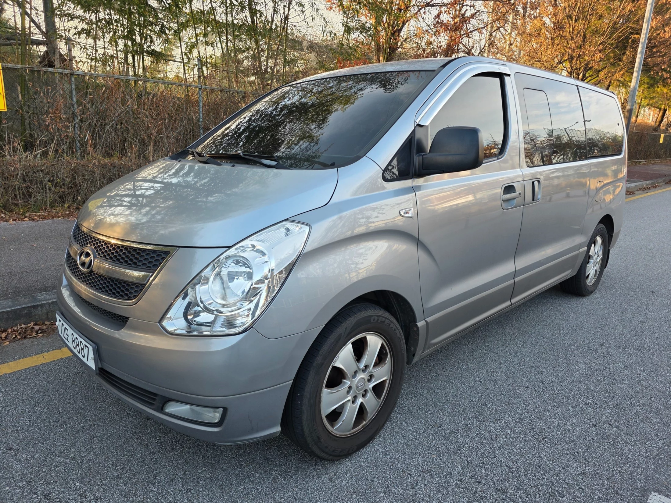 Hyundai Starex 2012