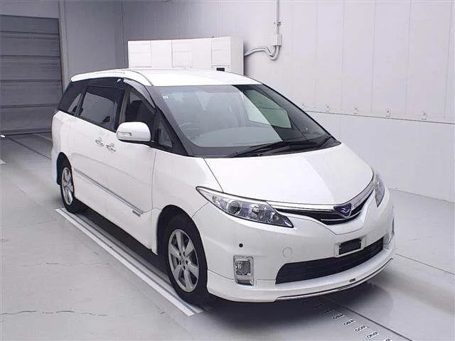 Toyota Estima Hybrid Лот № 2011