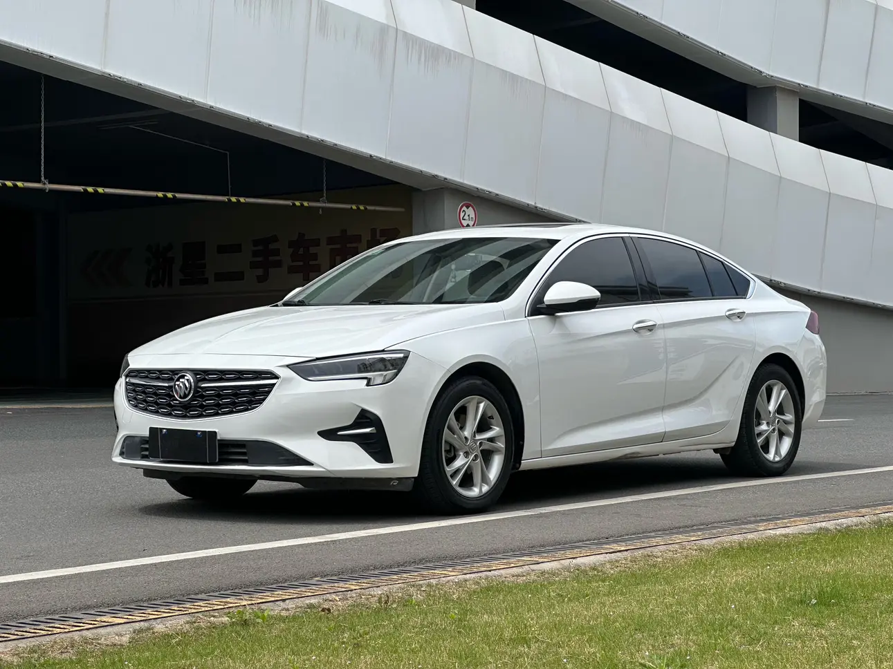 Buick Majesty №19134061 2021