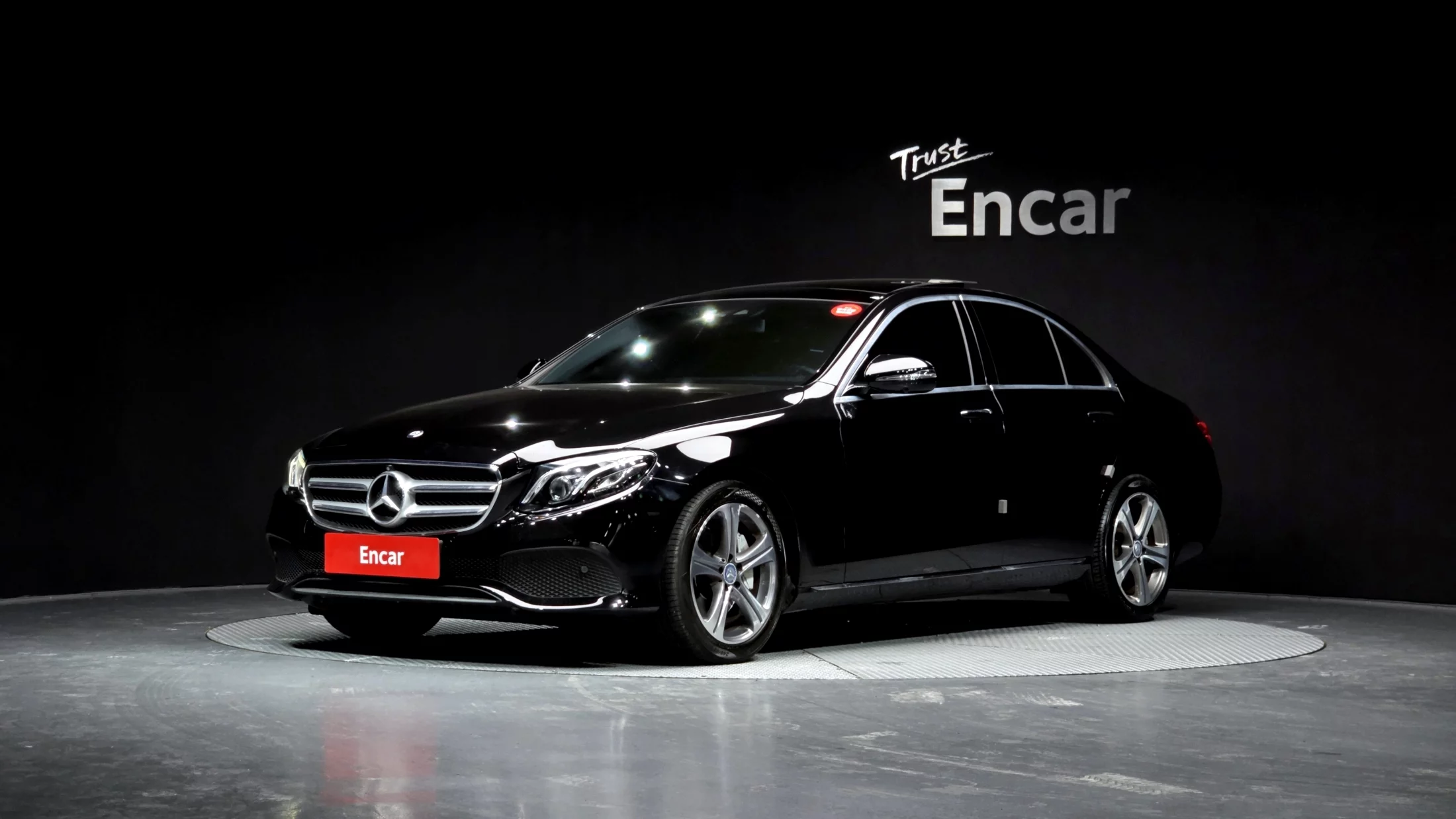 Mercedes-Benz E-Класс 2016