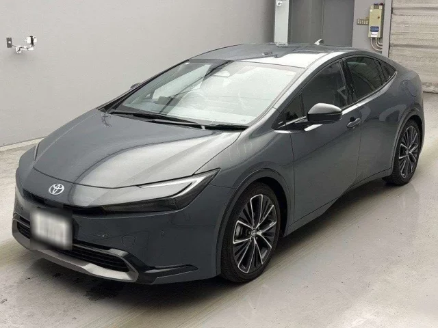 Toyota Prius V (XW60)