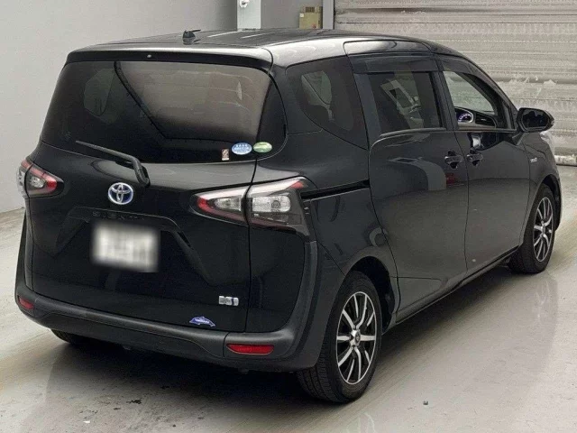 Toyota Sienta II