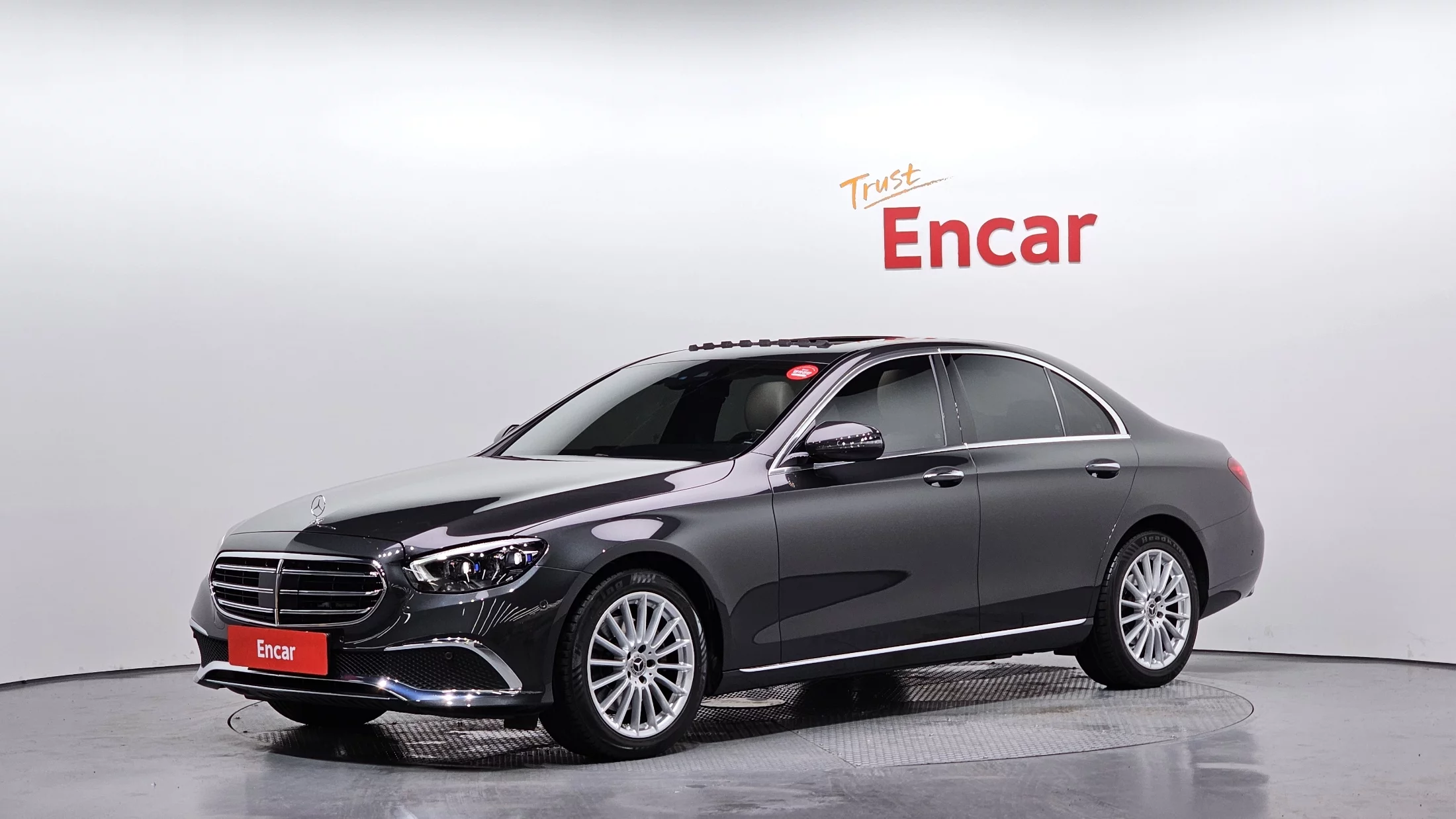 Mercedes-Benz E-Класс 2021