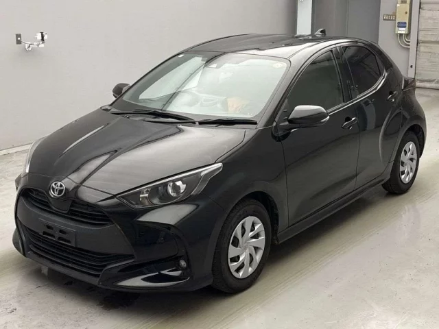 Toyota Yaris Лот № 12527 2022