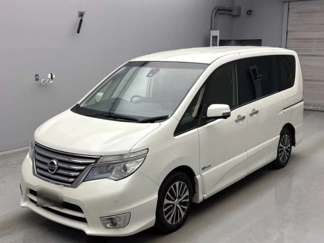 Nissan Serena IV (C26)