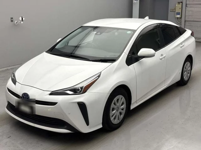 Toyota Prius Лот № 12520 2022