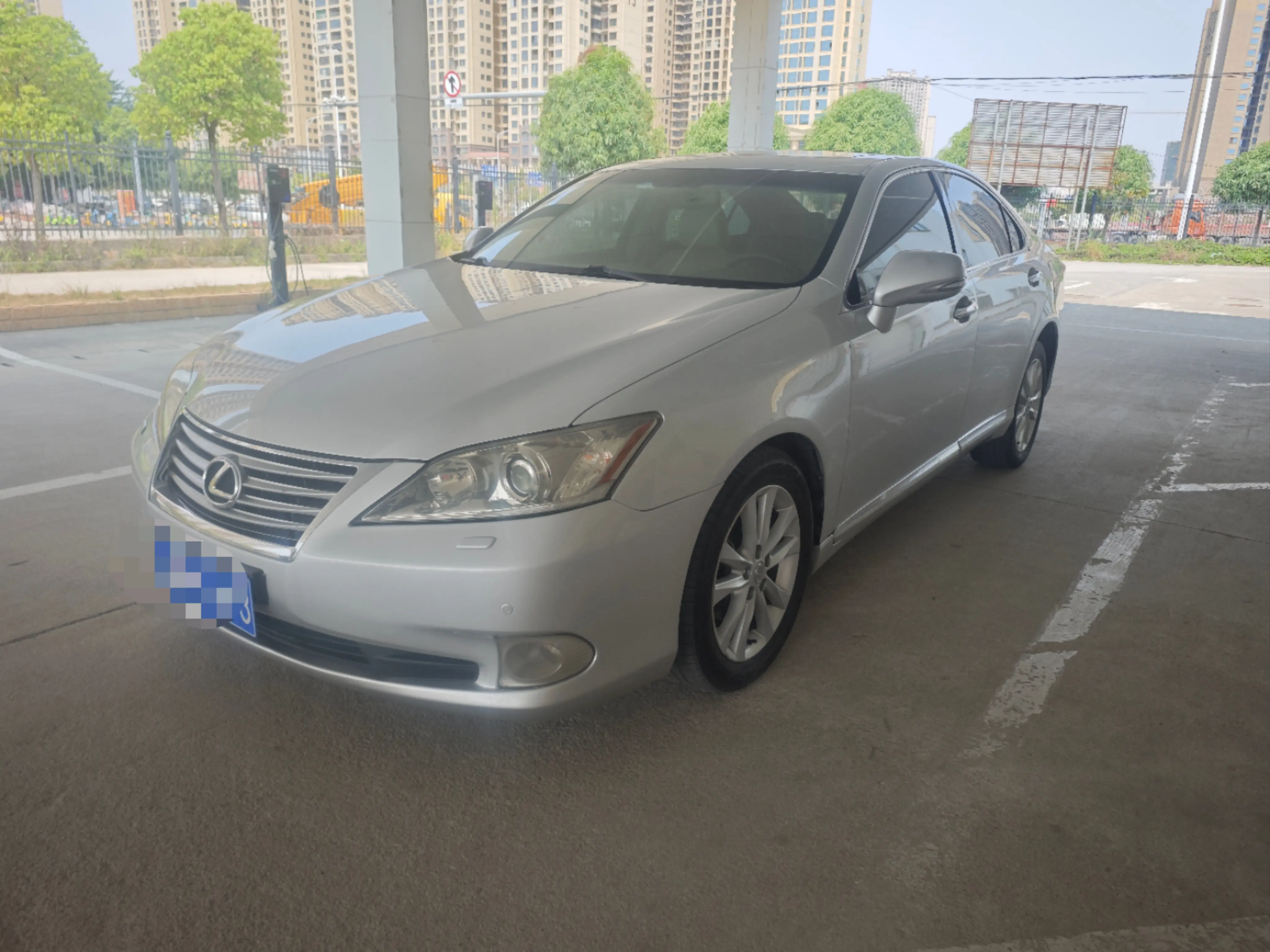 Lexus ES V Рестайлинг