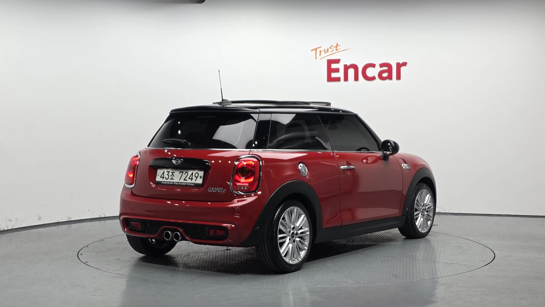 Mini Hatch III (F55/F56)