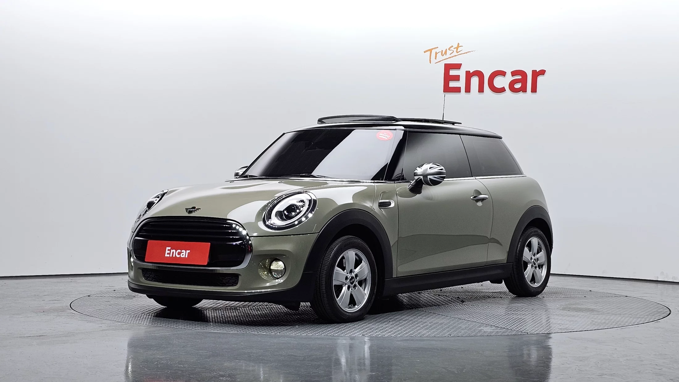 Mini Hatch III (F55/F56) Рестайлинг