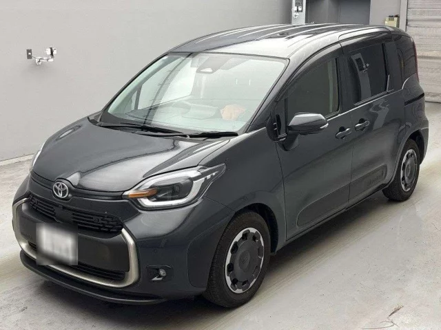 Toyota Sienta Лот № 12466 2024