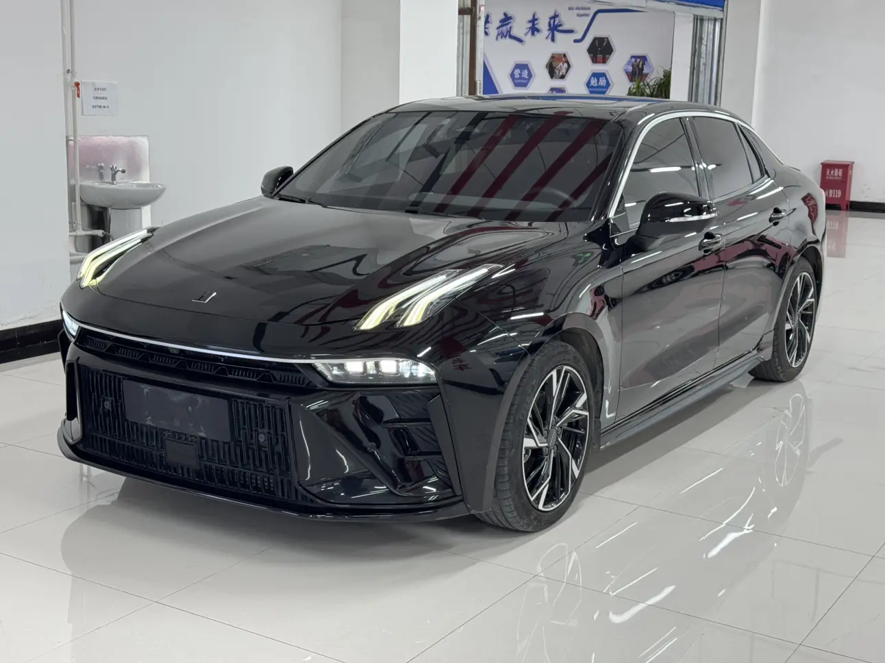 Lynk & Co 03 №19284232 2023