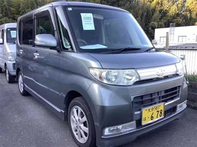 Daihatsu Tanto Лот № 2009