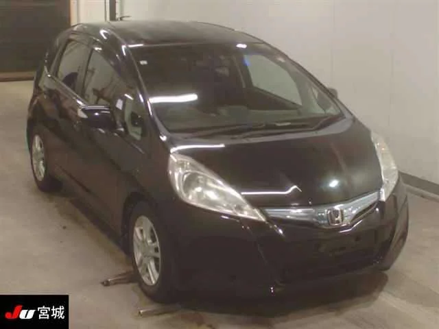 Honda Fit Лот № 2011