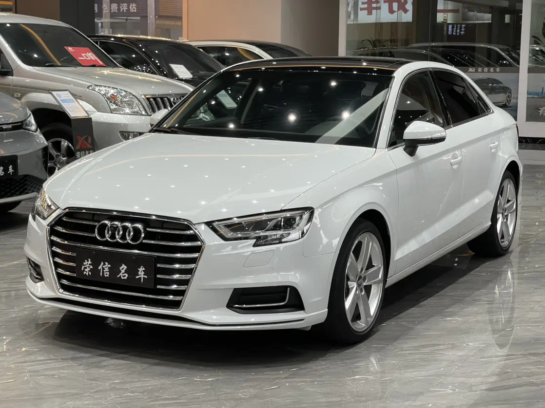 Audi A3 №19122354 2017