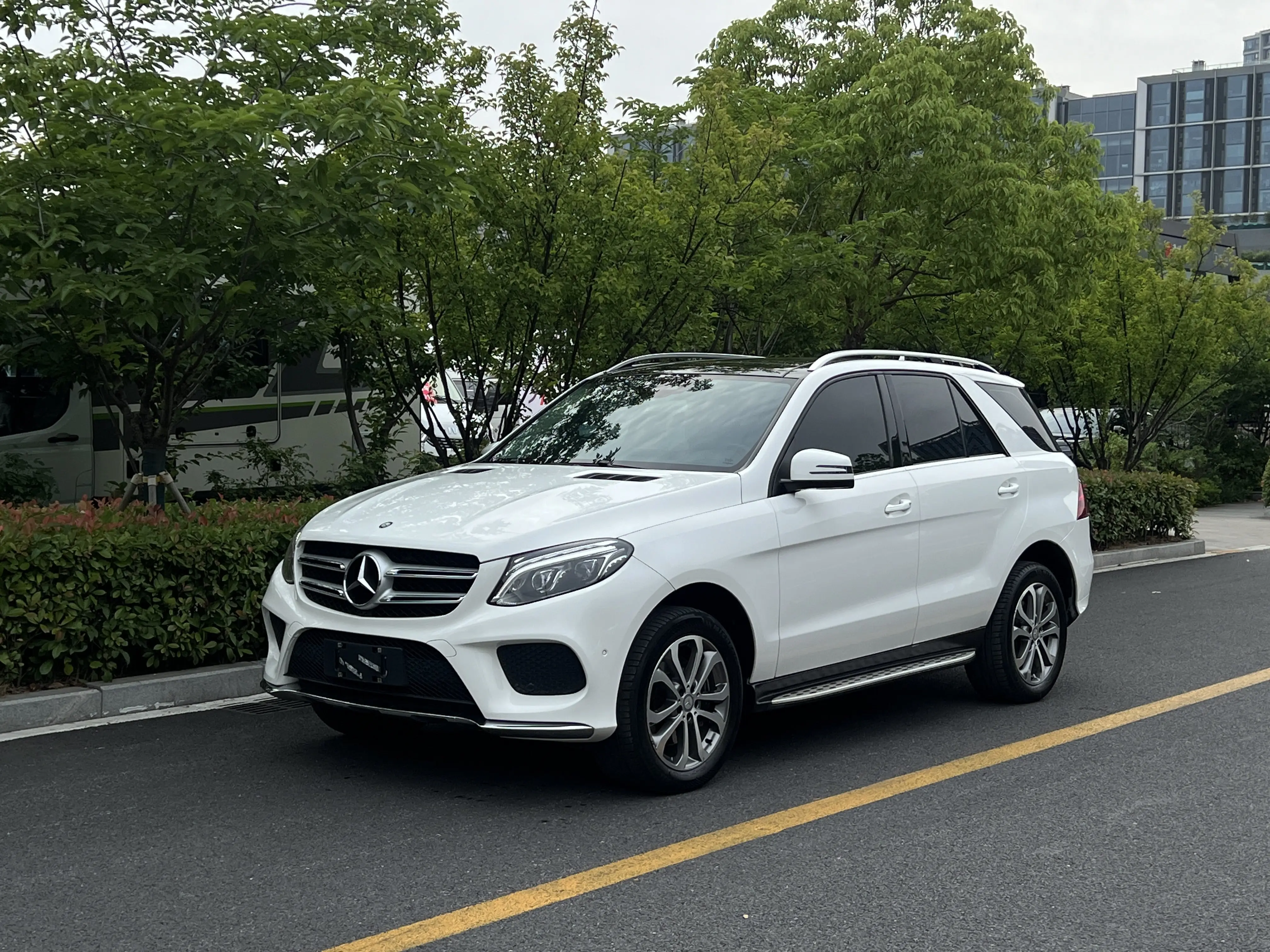 Mercedes-Benz GLE I (W166)