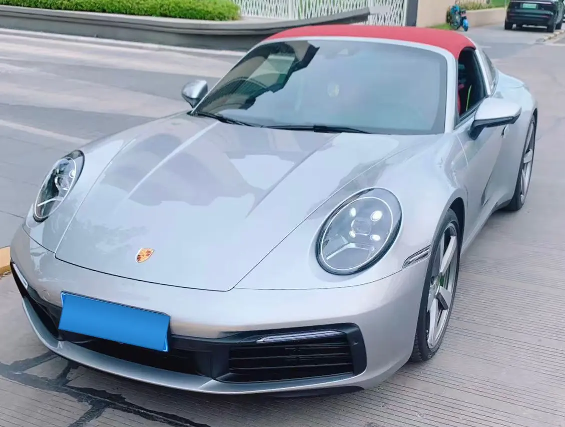 Porsche 911 VIII (992)