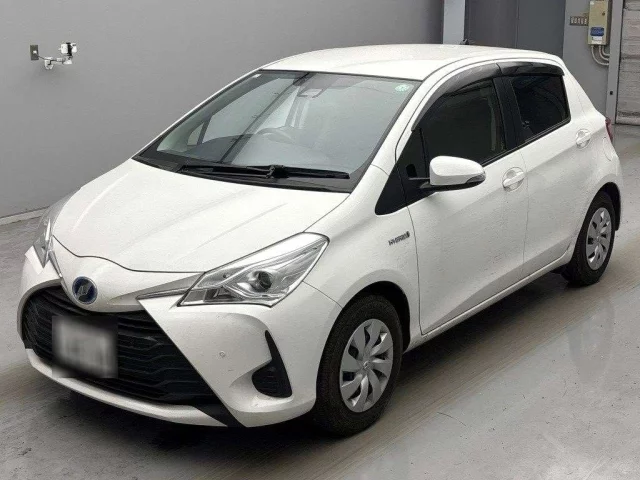 Toyota Vitz III (XP130) Рестайлинг