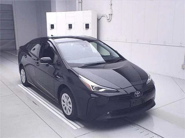 Toyota Prius IV (XW50)
