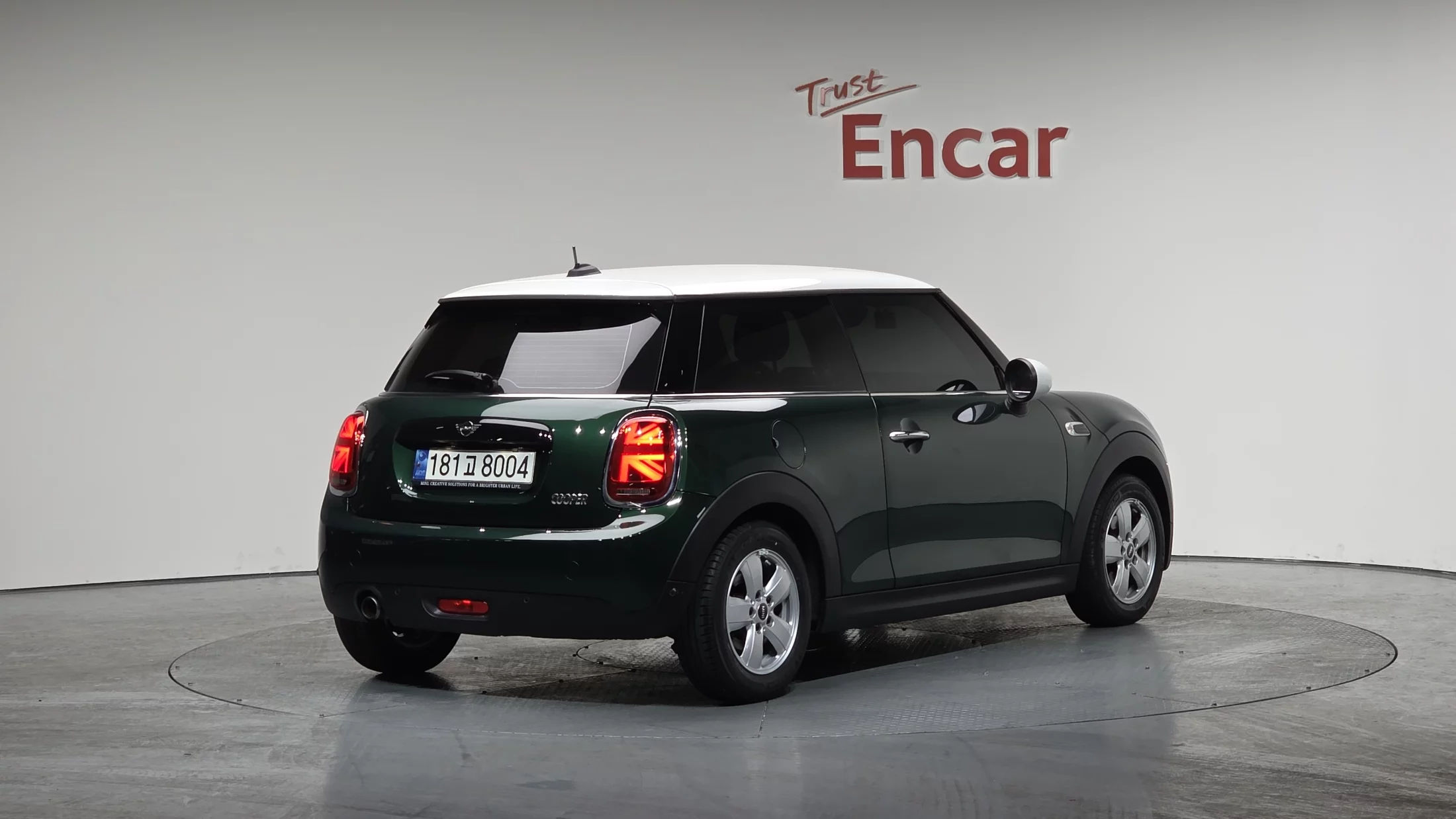 Mini Hatch III (F55/F56)