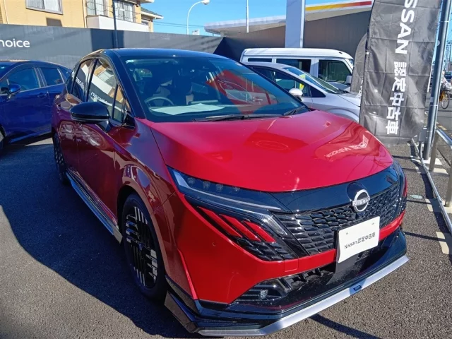 Nissan Aura Лот № 2025