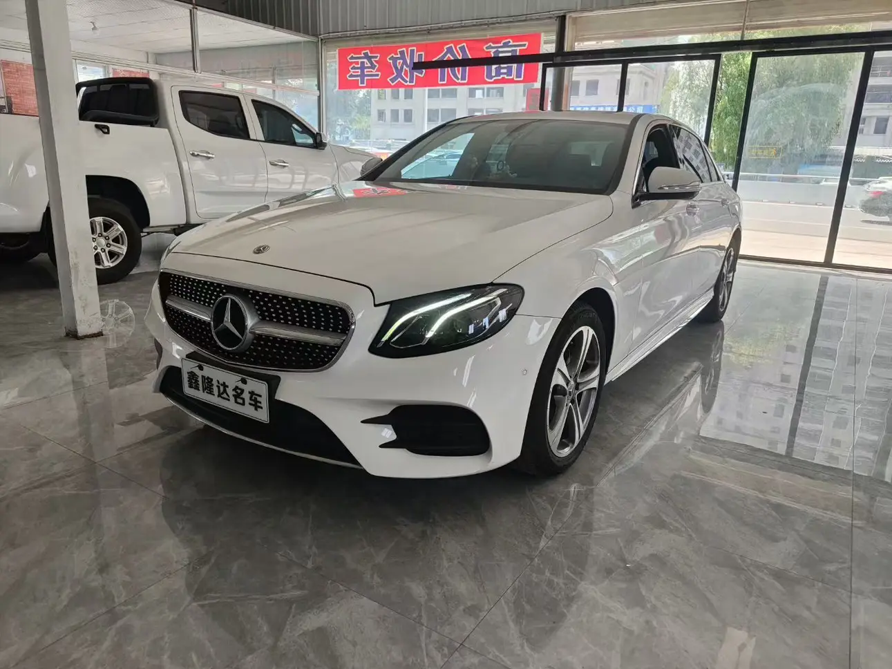 Mercedes-Benz E-Class №19341985 2018