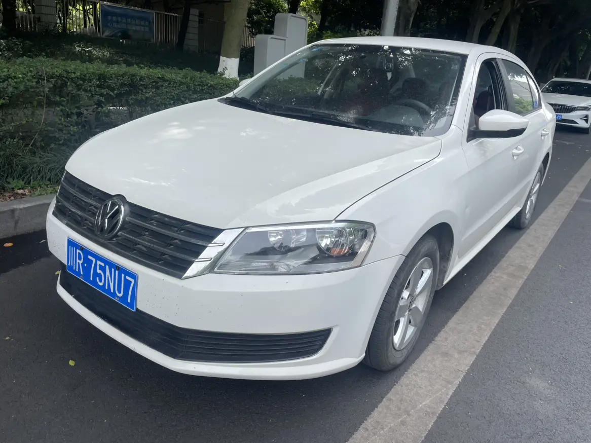 Volkswagen Lavida №19376917 2017