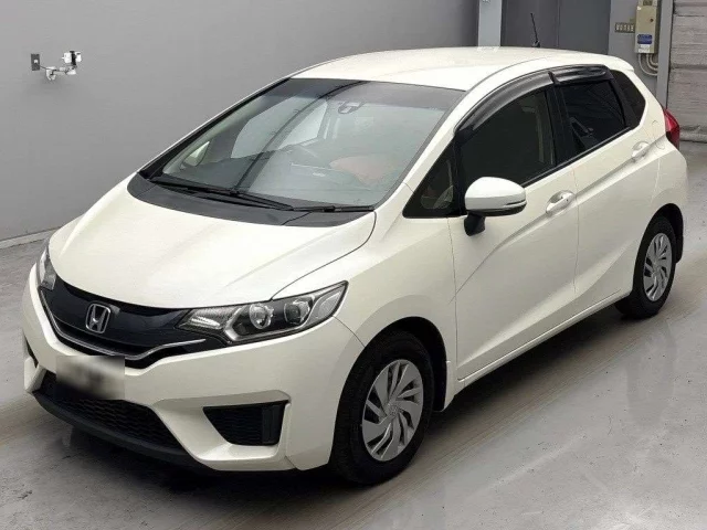 Honda Fit Лот № 2015