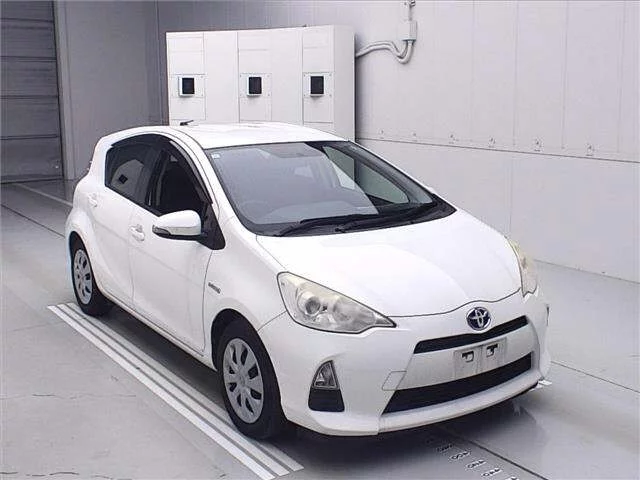 Toyota Aqua Лот № 70315 2013
