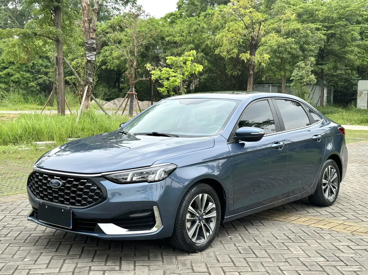 Ford Forrest №19415211 2021