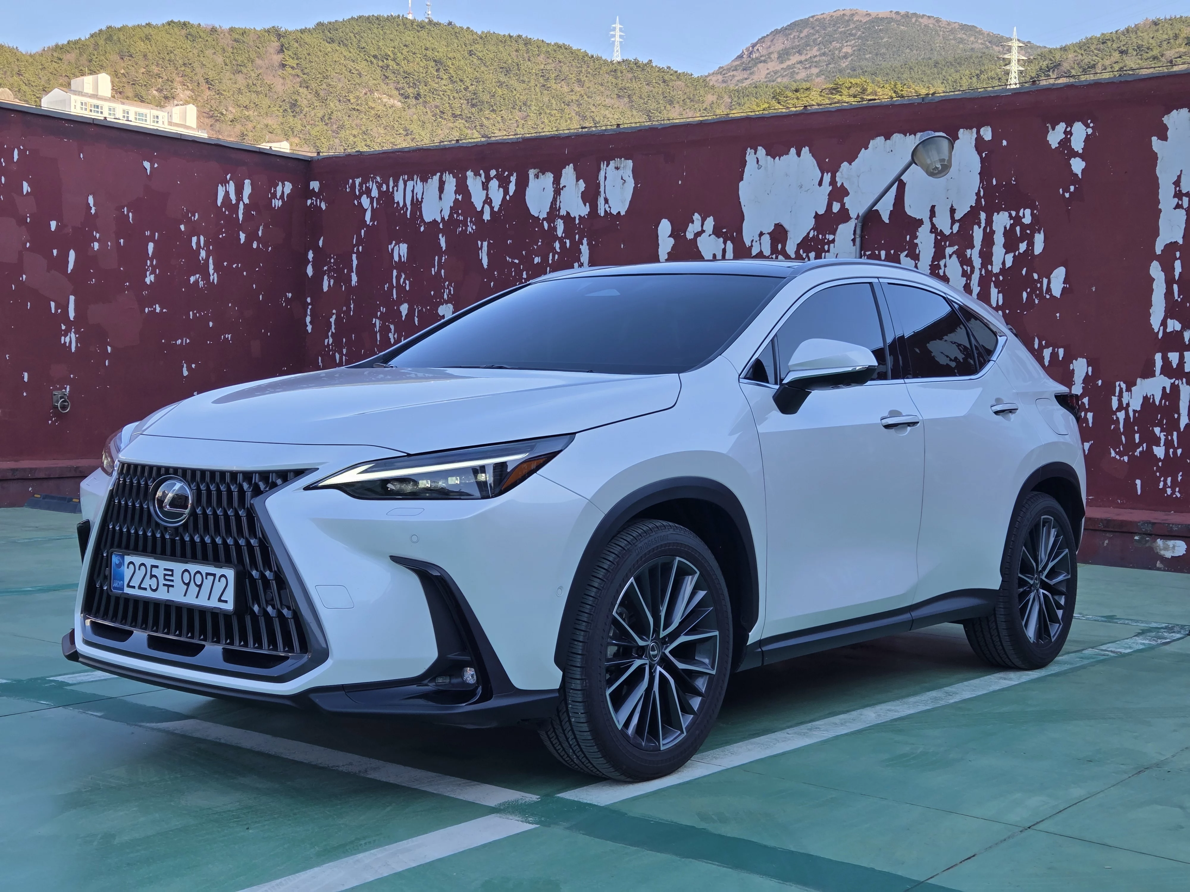 Lexus NX II