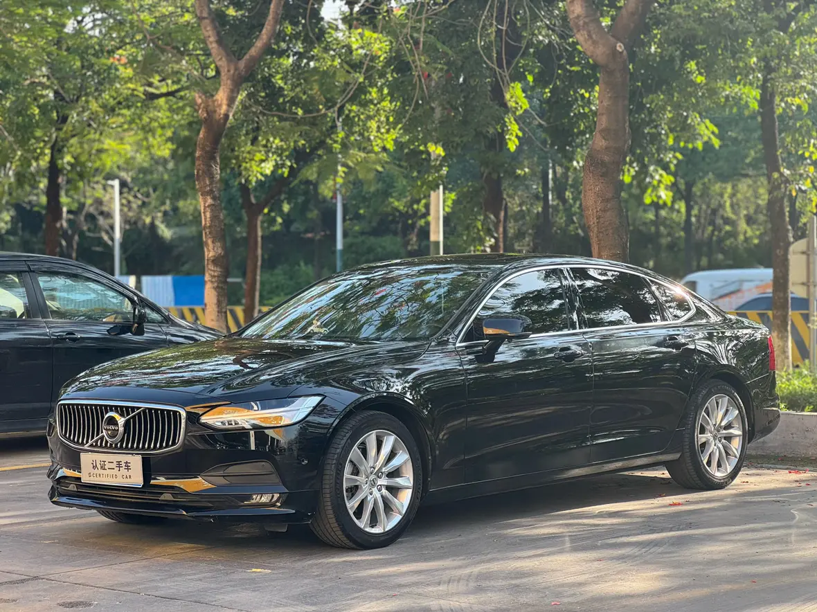 Volvo S90 II