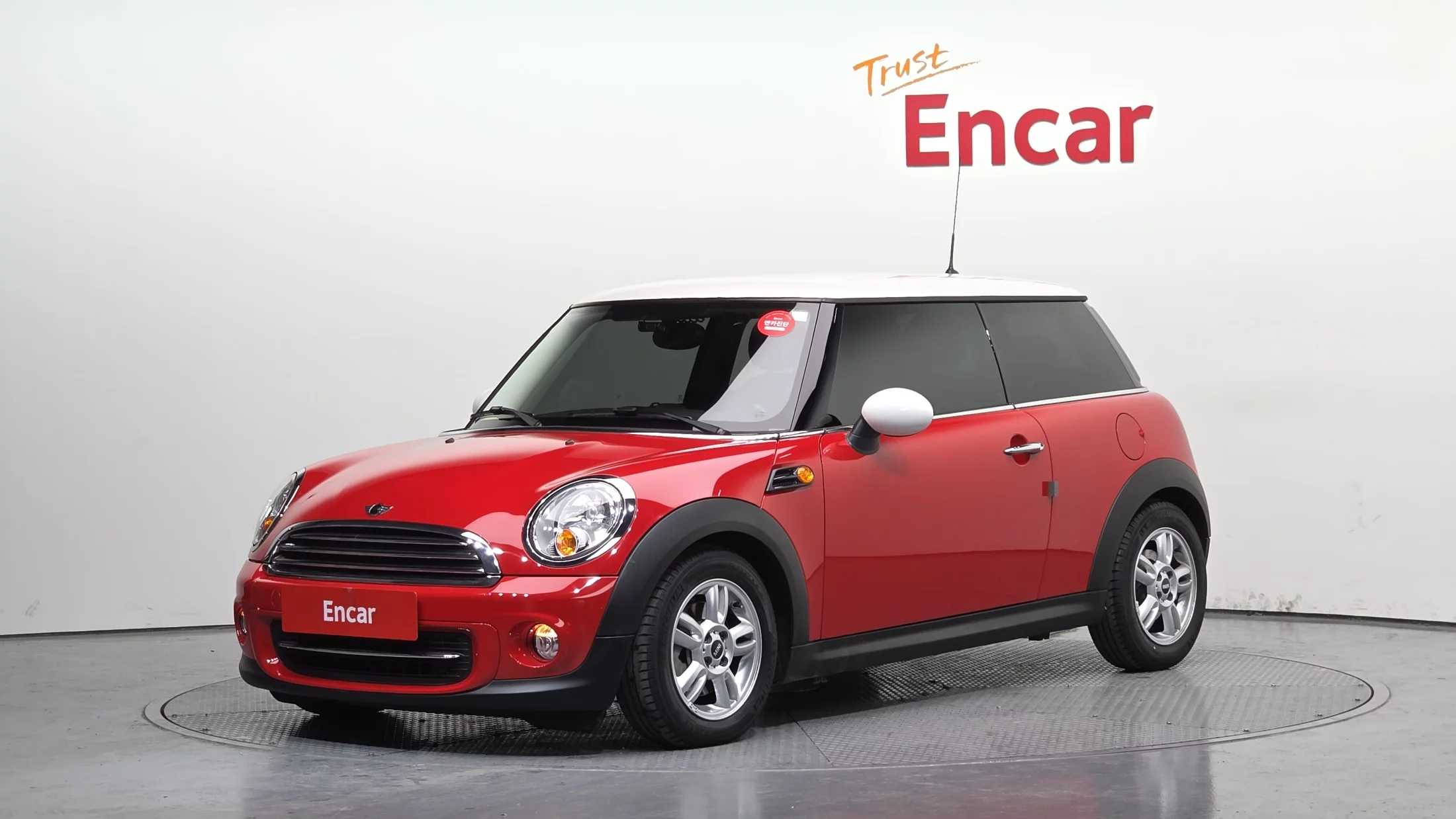 Mini Hatch III (F55/F56)