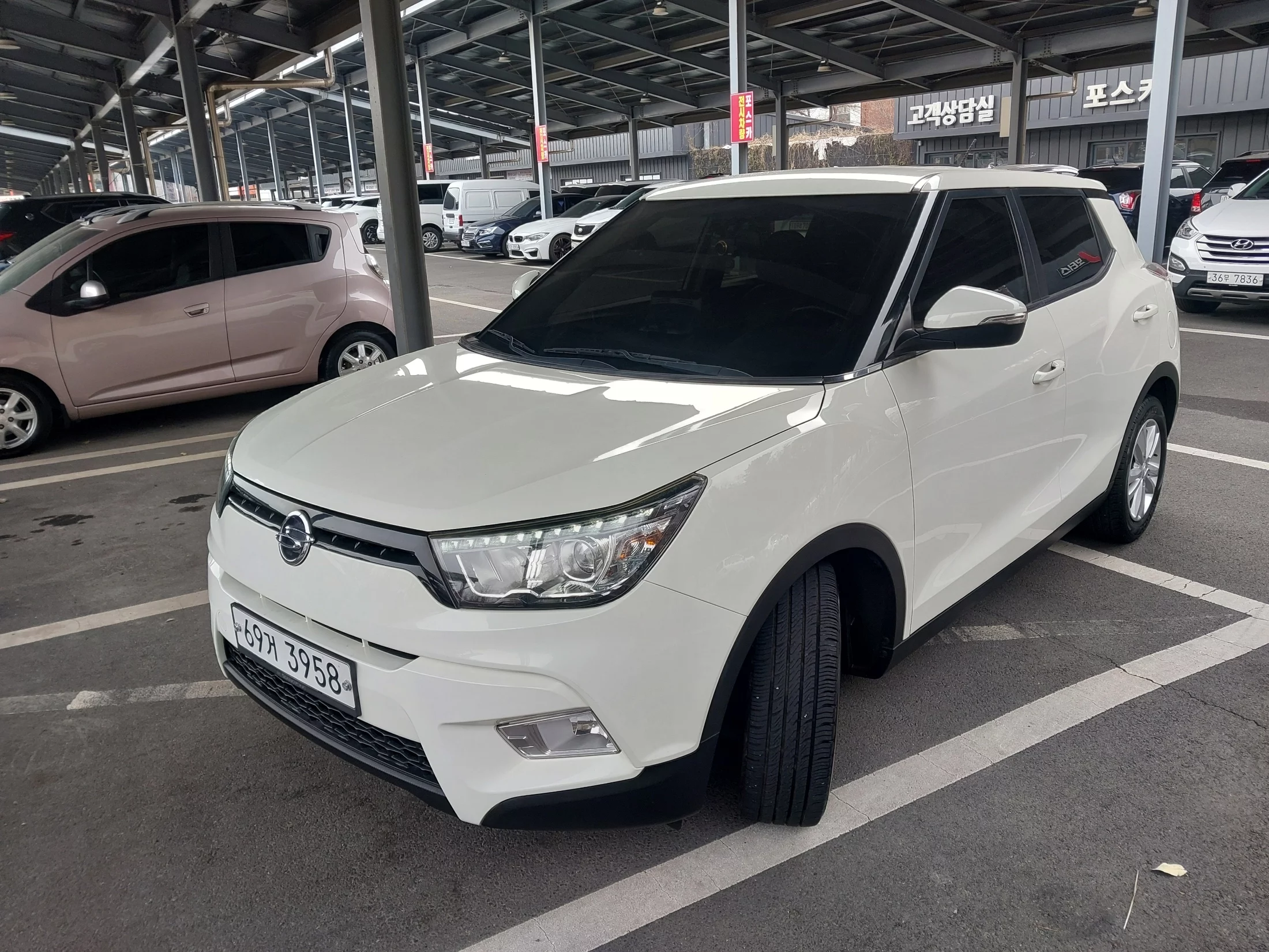 Ssangyong Tiboli Vx 2Wd VX 2WD 2015