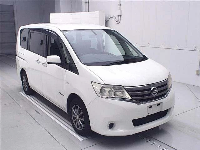 Nissan Serena IV (C26)