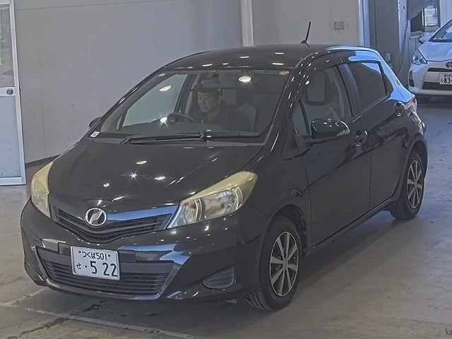 Toyota Vitz III (XP130)