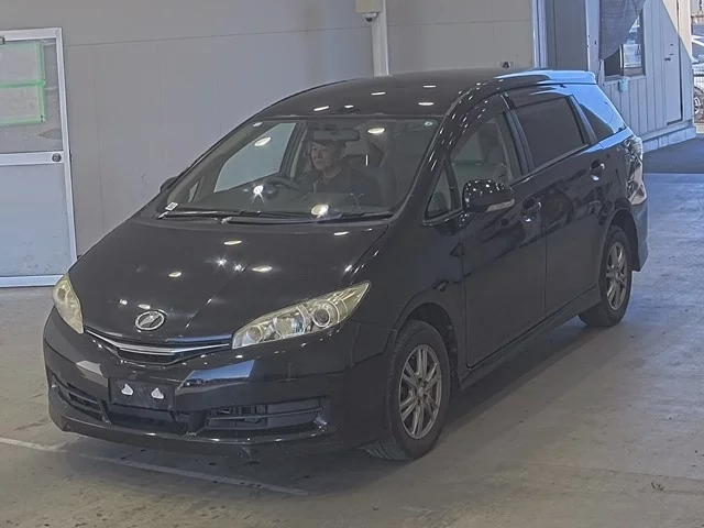 Toyota Wish Лот № 20388 2012