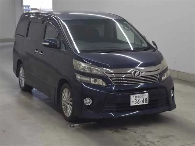 Toyota Vellfire Лот № 70195 2011
