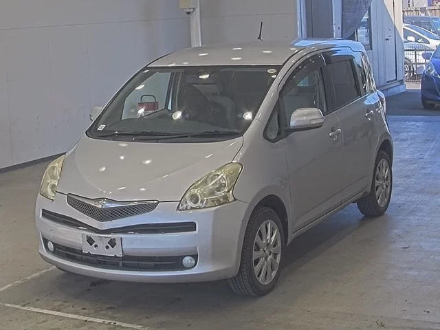 Toyota Ractis Лот № 20383 2009